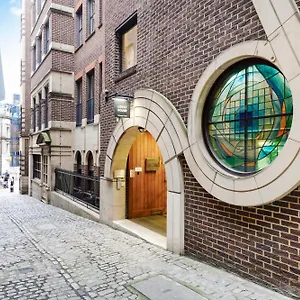  Aparthotel Monument Serviced By Lovelystay